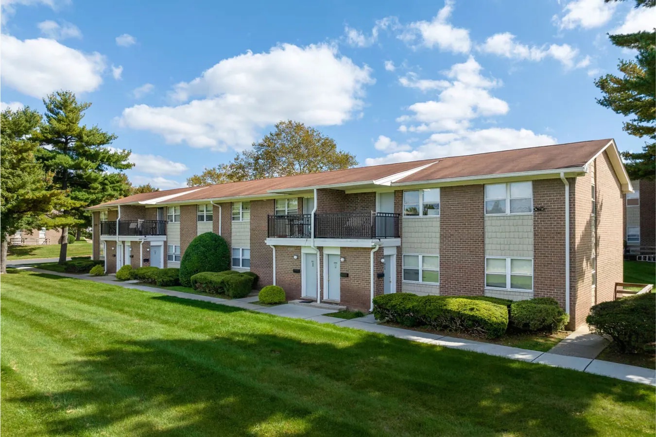 Barrett Country Club, 3500 Barrett Drive, Kendall Park, NJ 08824