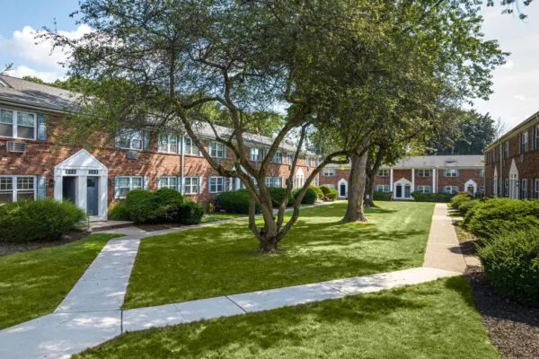 Country Village, 456 Rockaway Road, Dover, NJ 07801