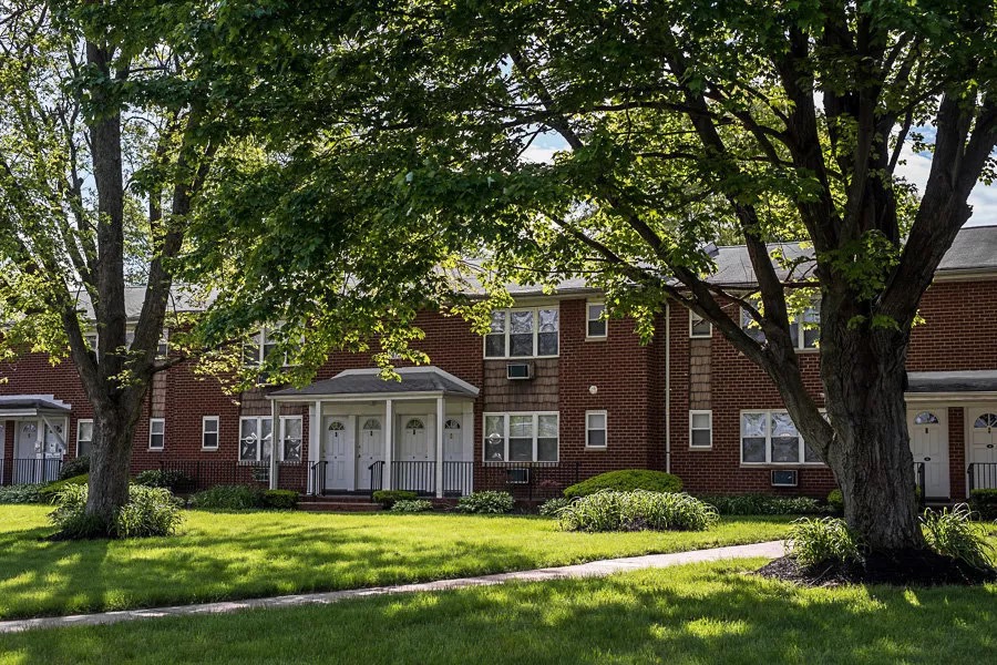 Georgetown Apartments, 1470-I Oaktree Drive, North Brunswick, NJ 08902