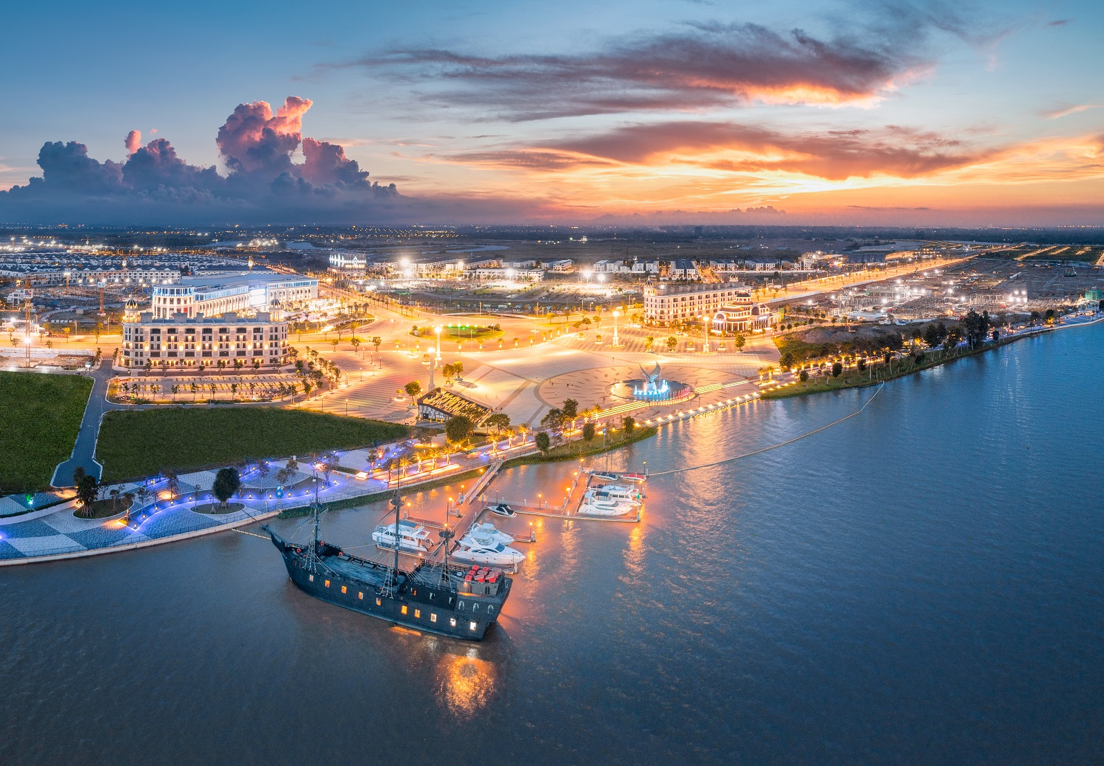 Aqua City, Đường Hương Lộ 2, xã Long Hưng, thành phố Biên Hòa