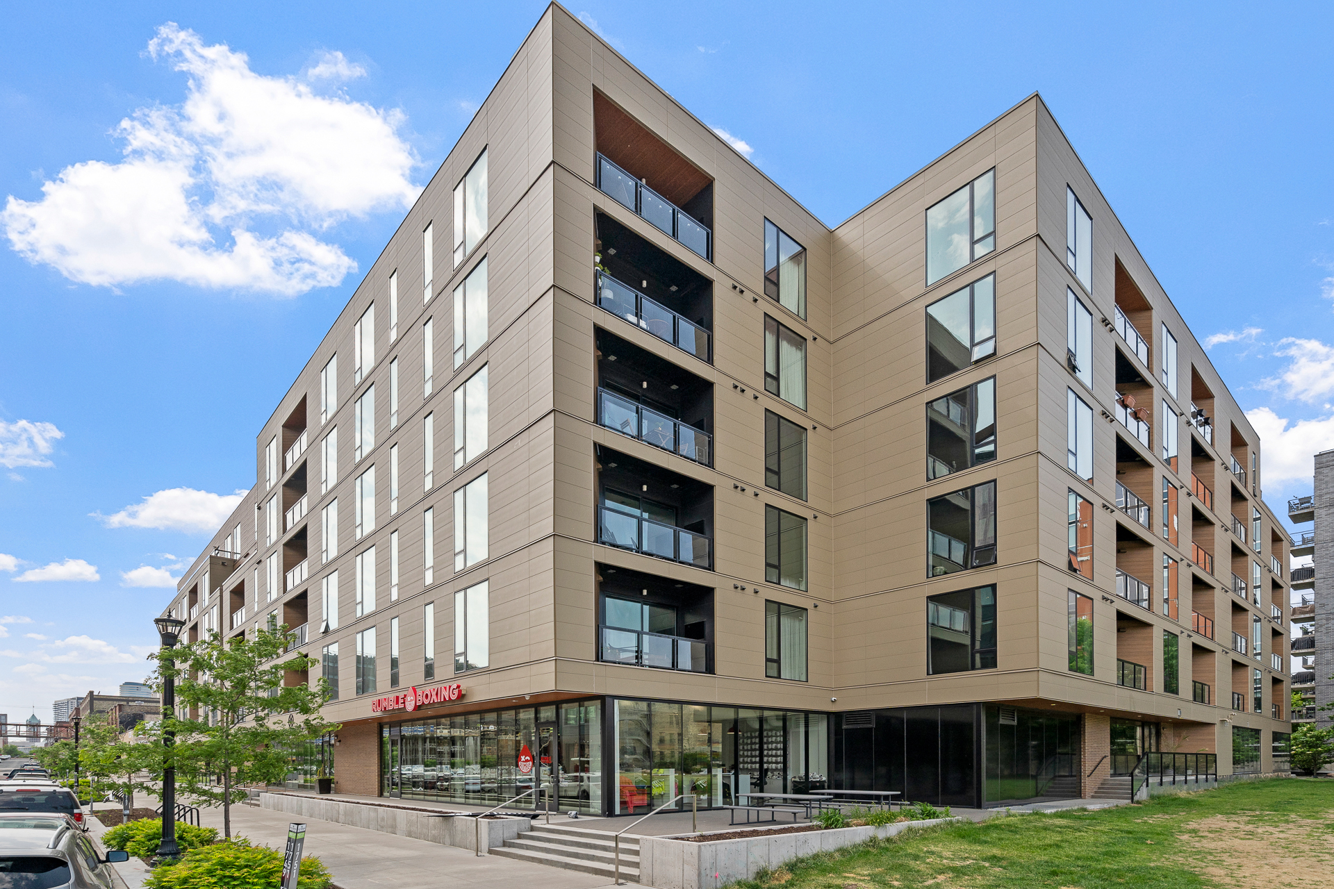 Viridium, 721 N 3rd St, Minneapolis, MN 55401