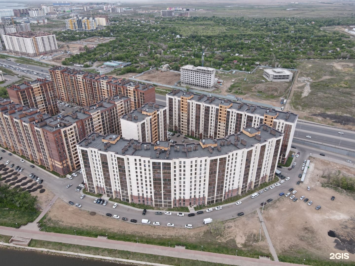 ЖК Madrid 2, улица Чингиз Айтматов, 62/2, Астана